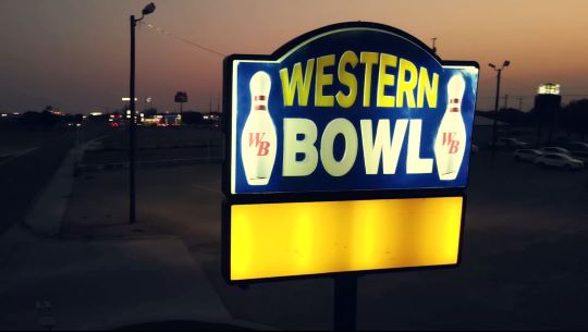 western bowl sign at sunset